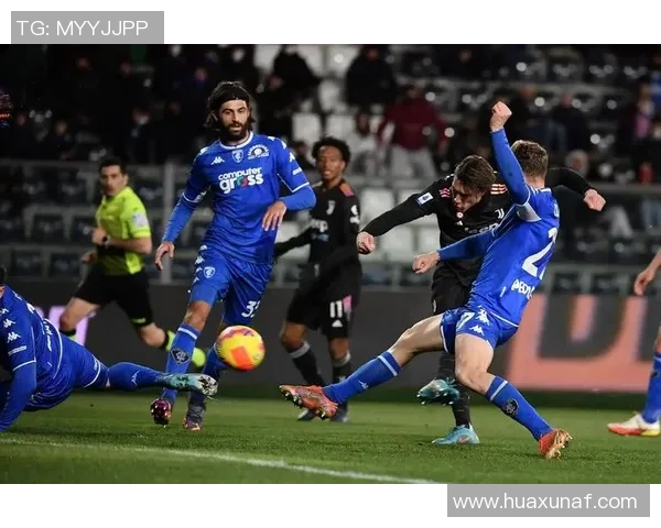 阿德莱德雷鸟与昆士兰火鸟激战正酣赛果揭晓精彩瞬间回顾